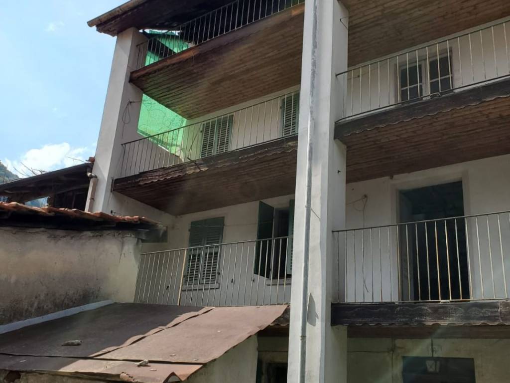 Casa indipendente a Varallo in Parone - Foto 2
