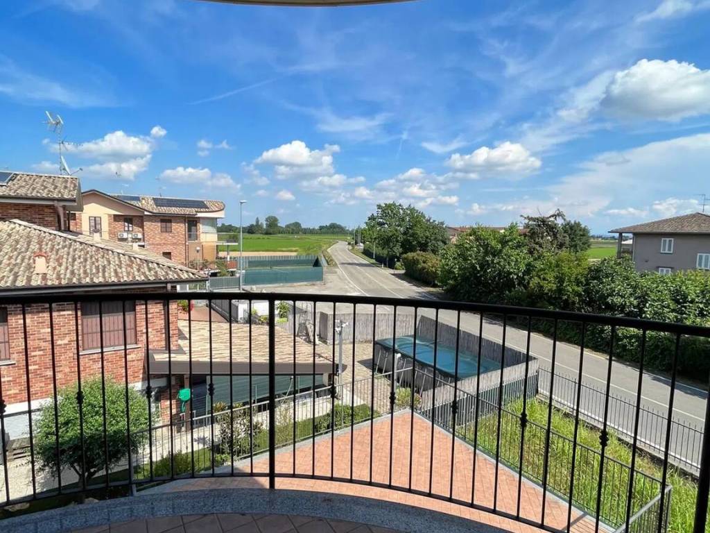 Villa a Certosa di pavia in Don Paolo Bianchi S.N.C. - Foto 3