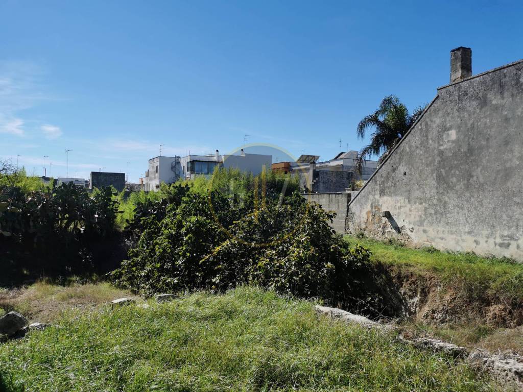 Terreno a Calimera in Via Roma, 110 - Foto 2
