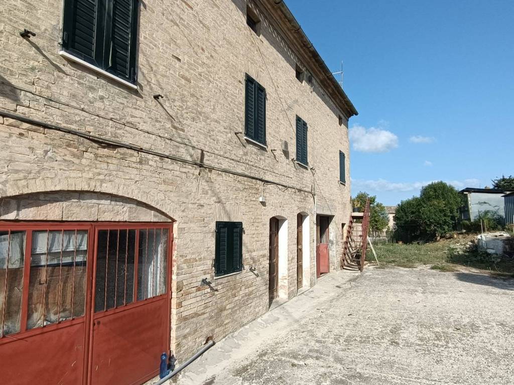 Rustico / casale a Monterubbiano in Contrada Lago - Foto 2