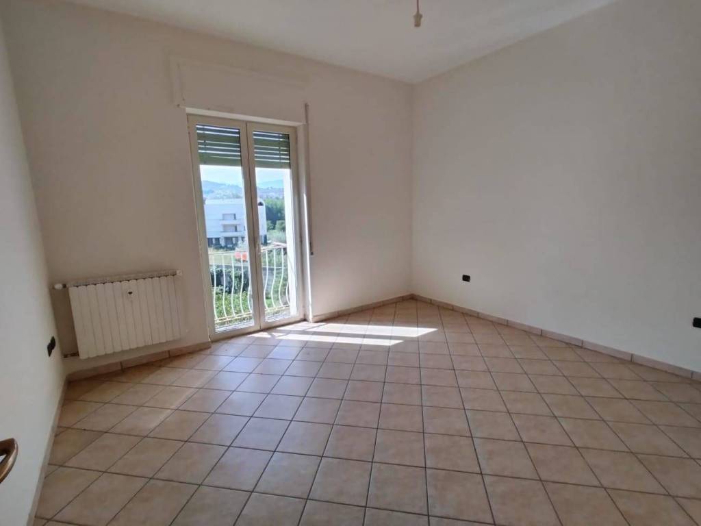 Appartamento a Benevento in Via Tommaso Rossi - Foto 4