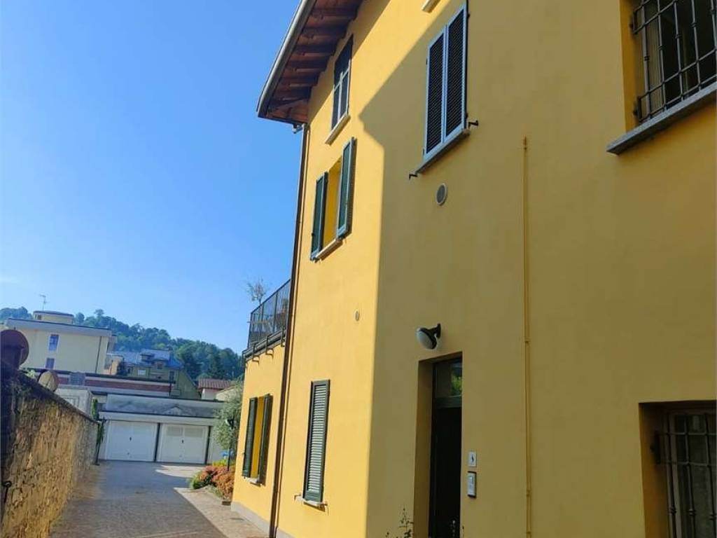 Appartamento a Oggiono in VIA M. D'OGGIONO - Foto 2