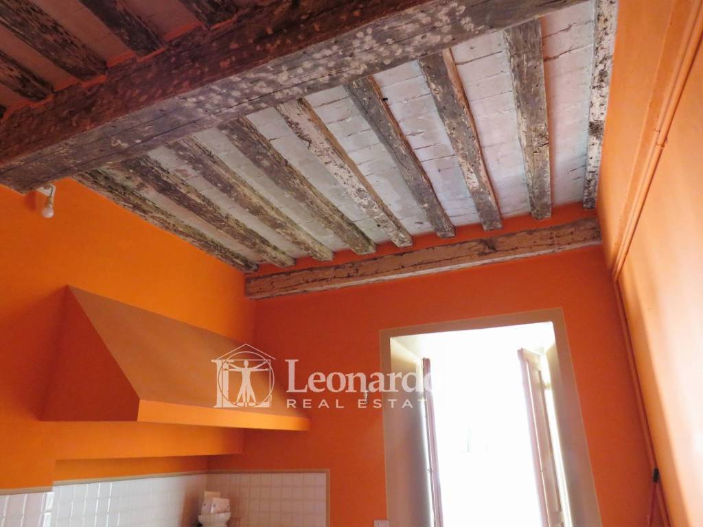 Casa indipendente a Pietrasanta in Via Capriglia - Foto 2