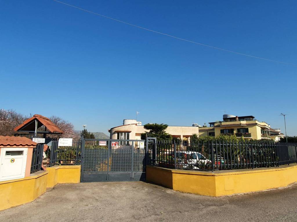 Villa a Maddaloni in Via Aldo Moro, 32 - Foto 2