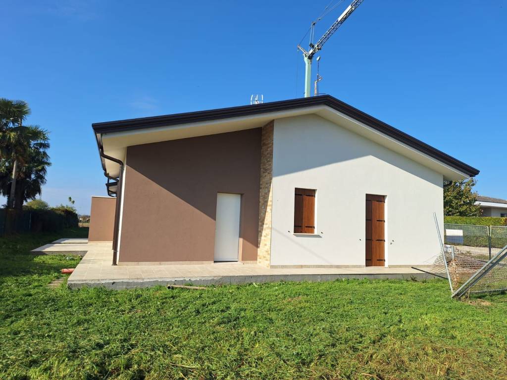 Villa a Rovigo in Viale dei Mille, 123 - Foto 2