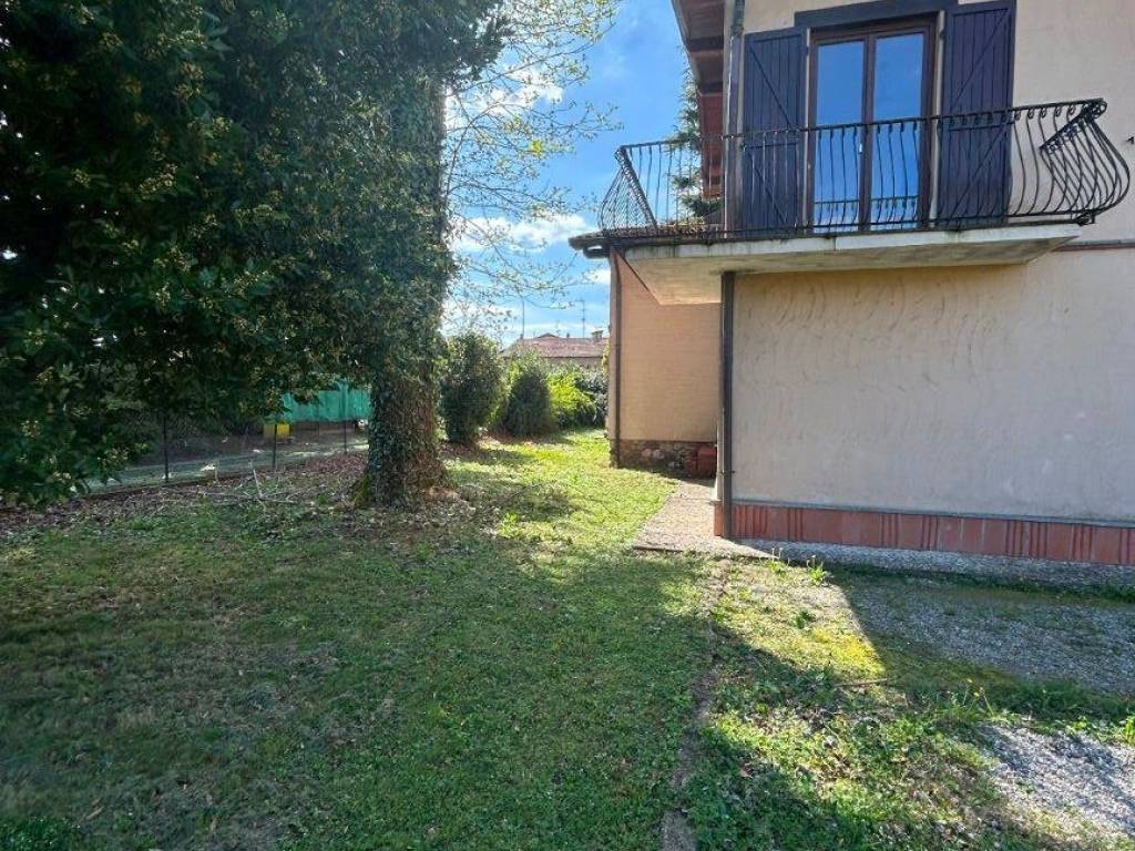 Villa a Vedano olona - Foto 2