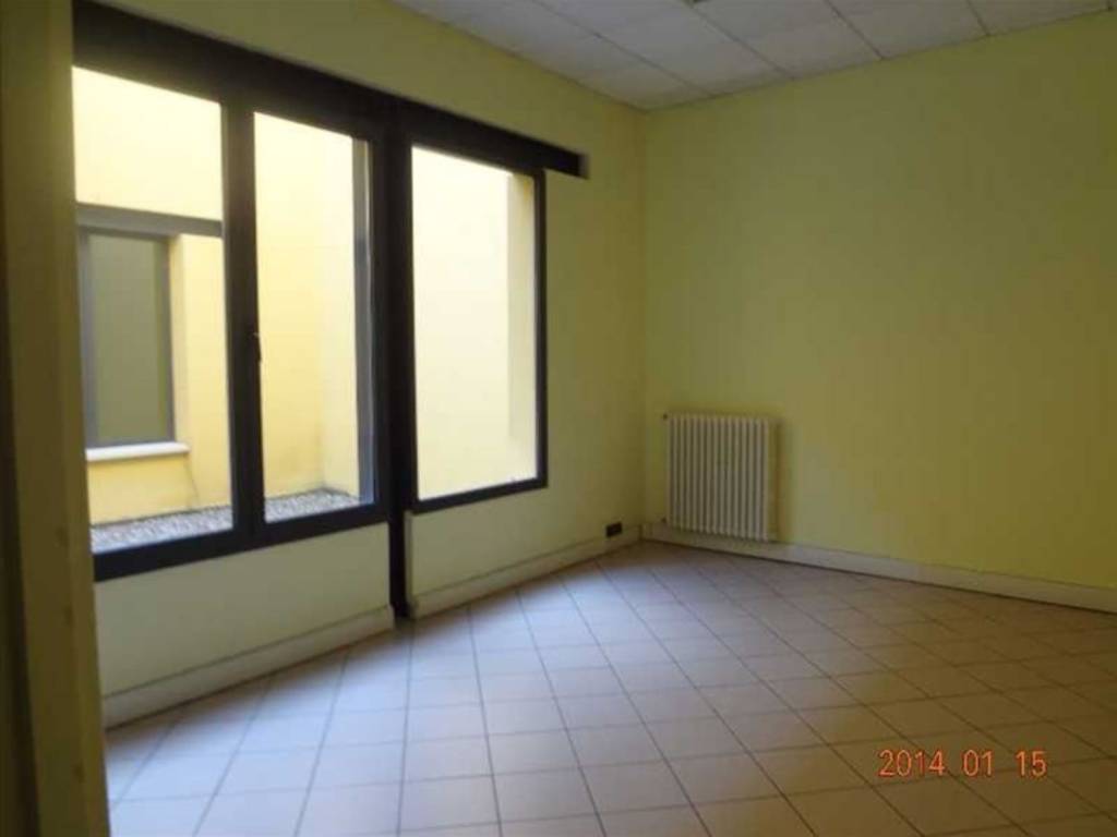 Immobile a Argenta in Via Arnaldo da Brescia s.n.c - Foto 2