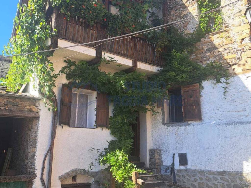 Appartamento a Molini di triora in Via IV Novembre - Foto 4