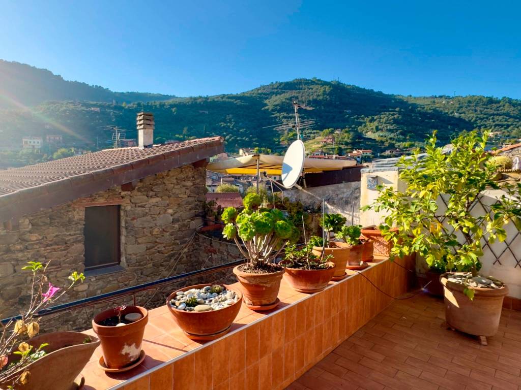 Appartamento a Dolceacqua in Via Forno - Foto 2