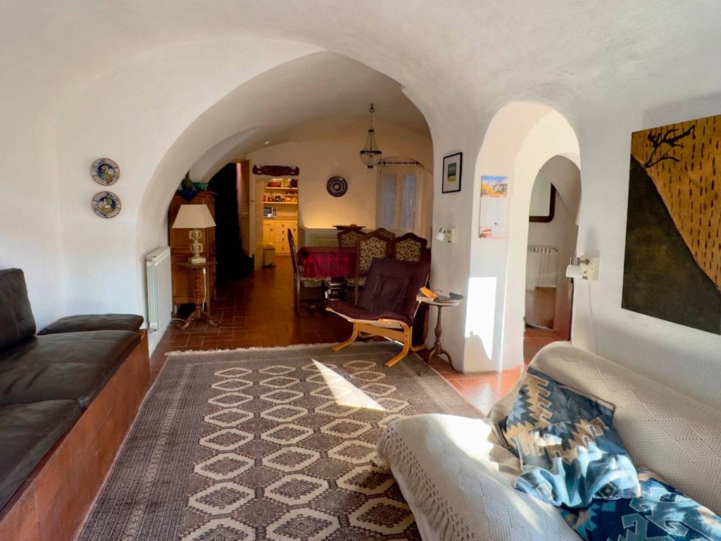 Appartamento a Dolceacqua in Via Forno - Foto 4