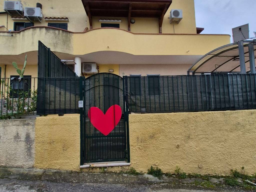 Appartamento a Vieste in Strada Chiesola della - Foto 2
