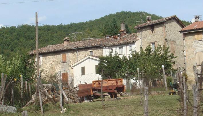 Rustico / casale a Montemonaco in Frazione San Giorgio all'Isola - Foto 2