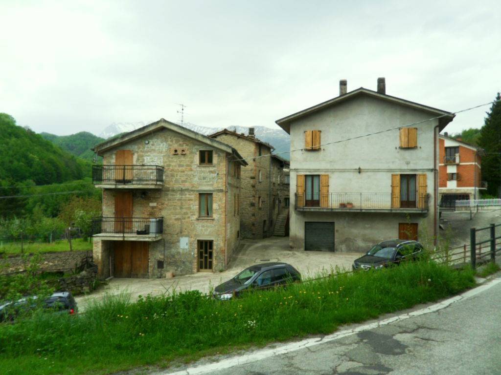 Rustico / casale a Montemonaco in Frazione San Giorgio all'Isola - Foto 5