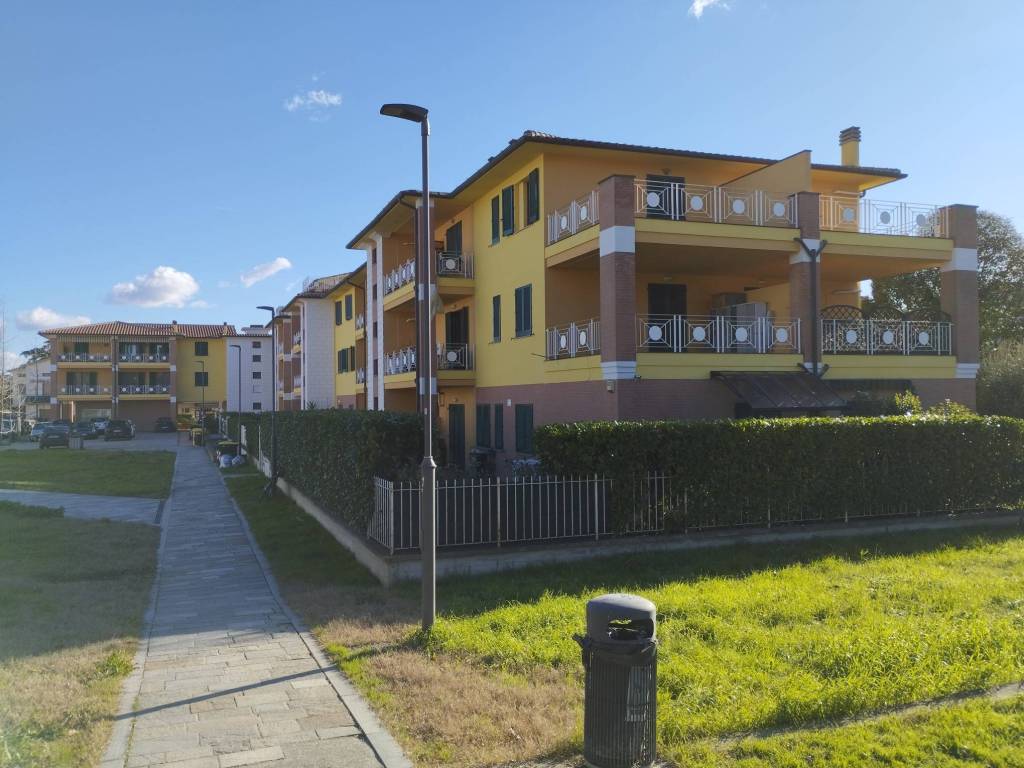 Appartamento a Quarrata in Via Dante Alighieri - Foto 4