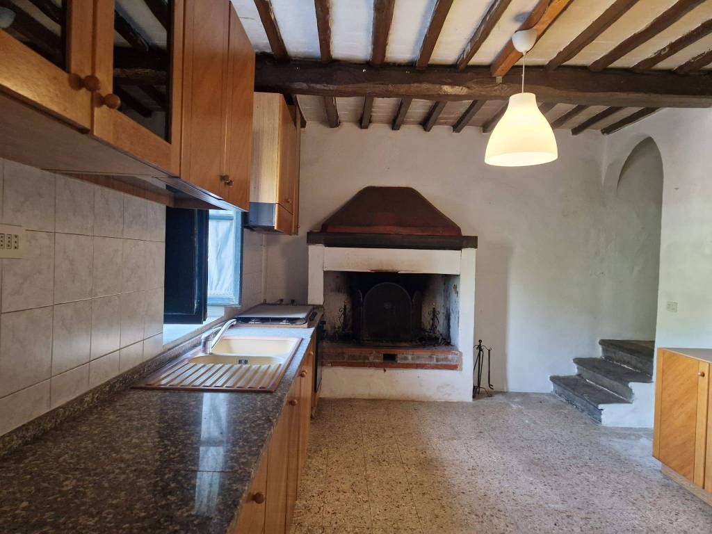 Casa indipendente a Carmignano in Via Vergheretana, 135 - Foto 3