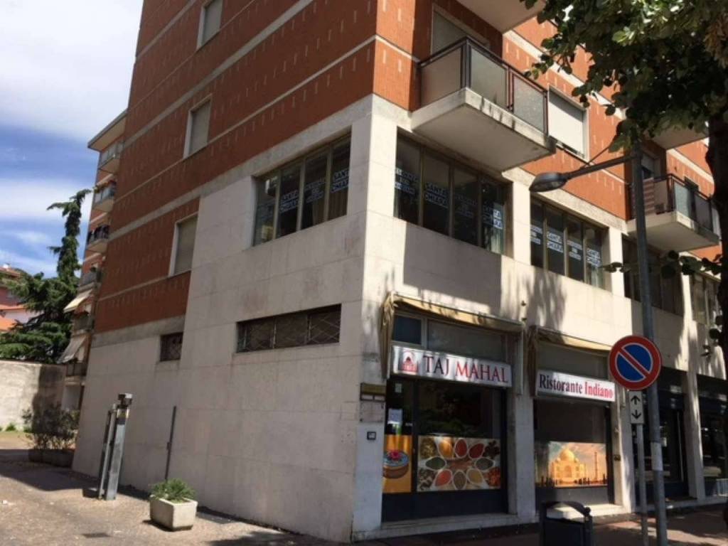 Palazzo / stabile a Udine in Viale Europa Unita, 163 - Foto 3