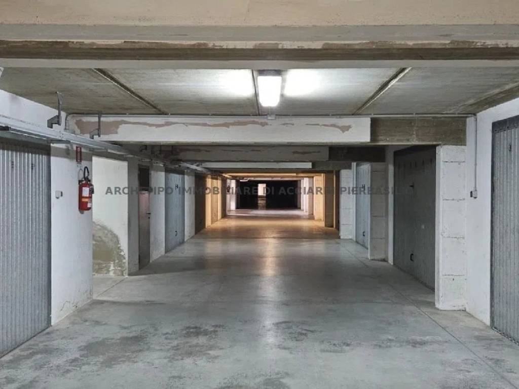 Box / garage a Cupra marittima in Viale Giuseppe Romita - Foto 3