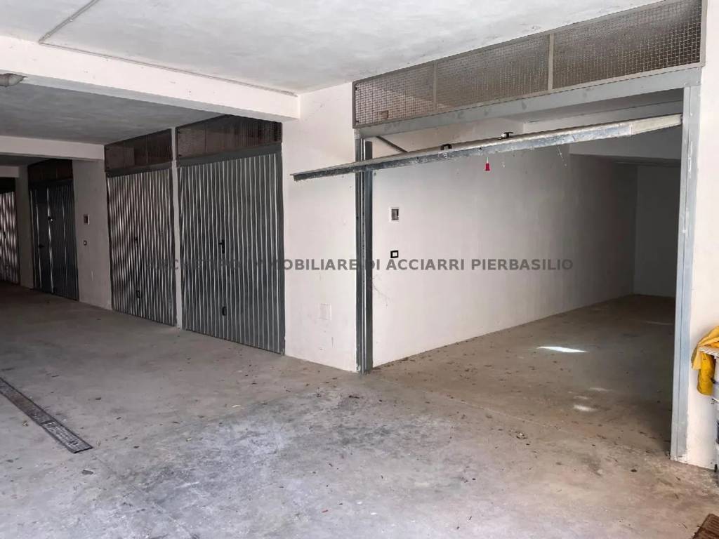 Box / garage a Massignano in Contrada Marezi - Foto 2