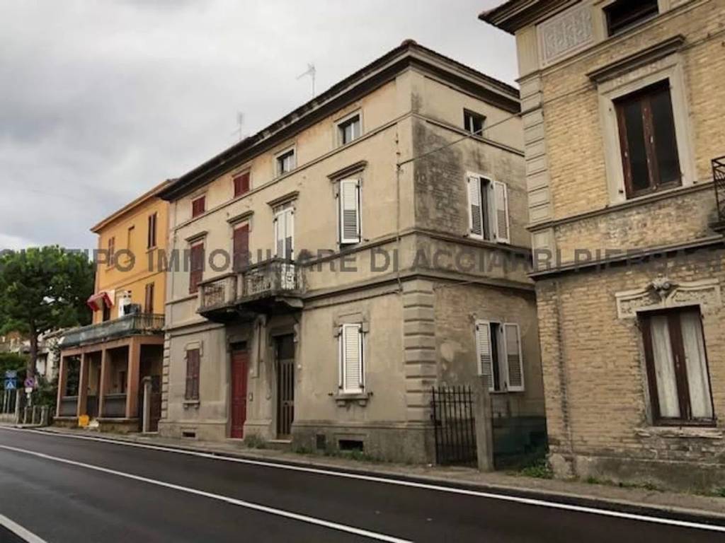 Villa a Cupra marittima in Corso Vittorio Emanuele Ii S.N.C. - Foto 2