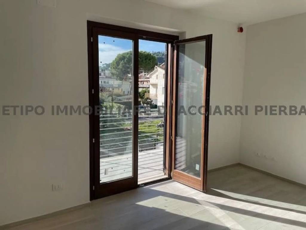 Appartamento a Cupra marittima in Via Kennedy - Foto 2