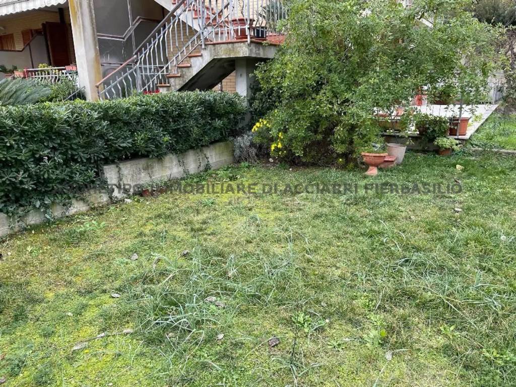 Villa a Cupra marittima in Via Adriatica Sud - Foto 3