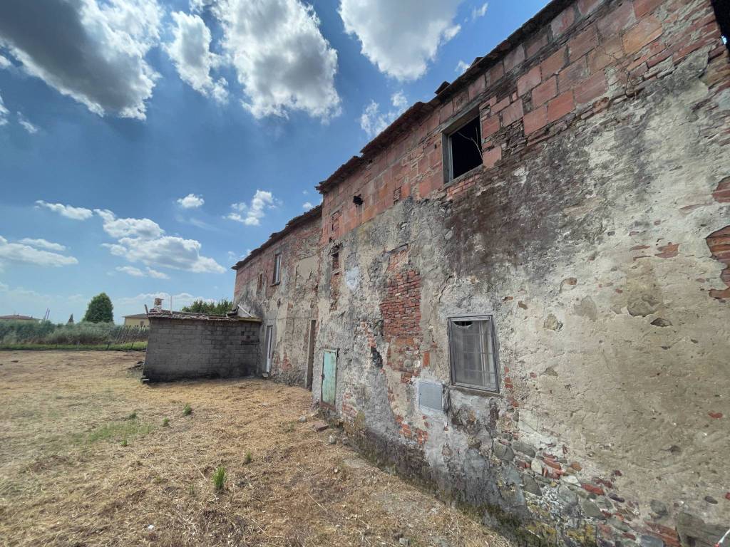 Rustico / casale a Quarrata in Via Vecchia Fiorentina - Foto 2