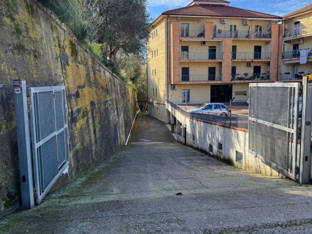 Box / garage a Sapri in Via Sant'Antonio da Padova - Foto 2