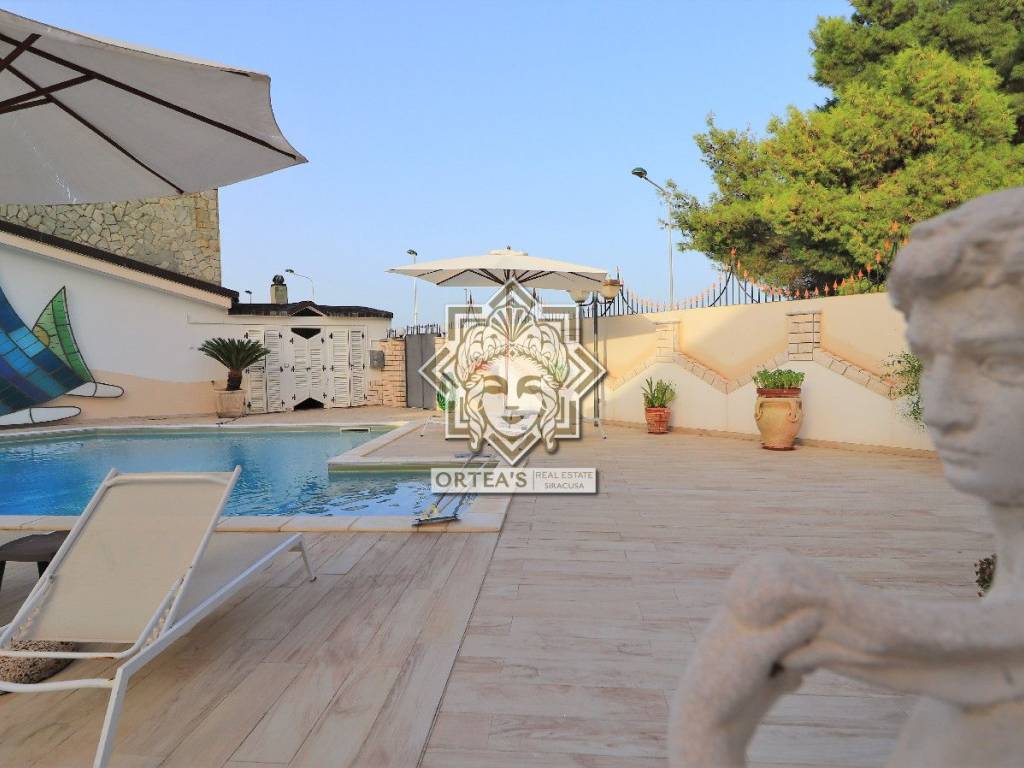 Villa a Floridia in viale vittorio veneto - Foto 2