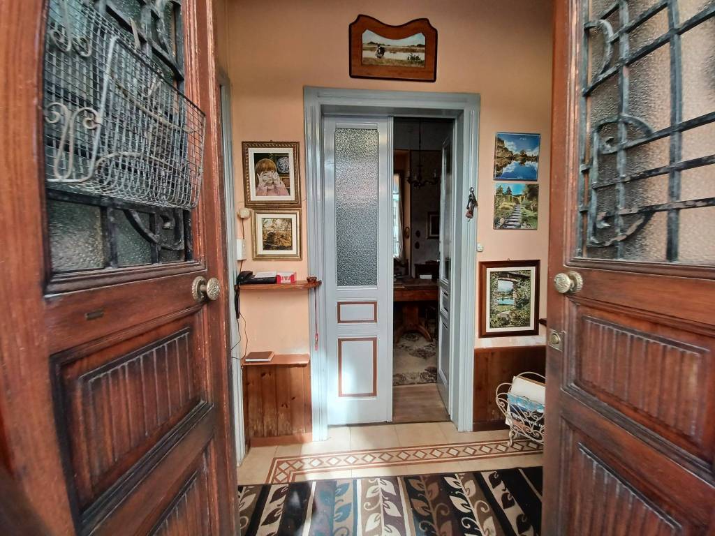 Casa indipendente a Omegna in Via Carlo Ferraris, 15 - Foto 4