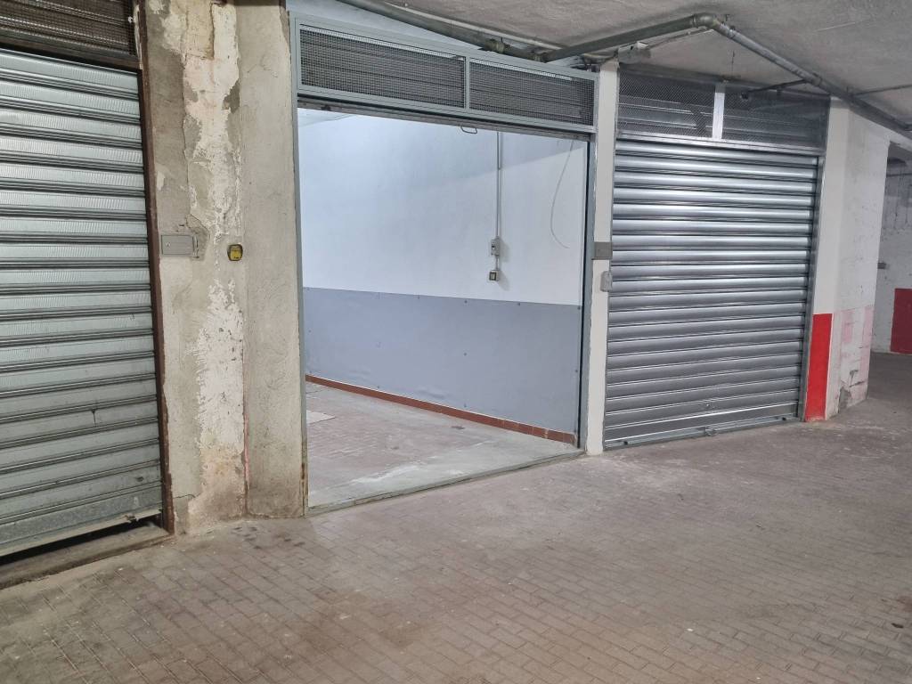 Box / garage a Avellino in Viale Italia, 53 - Foto 2