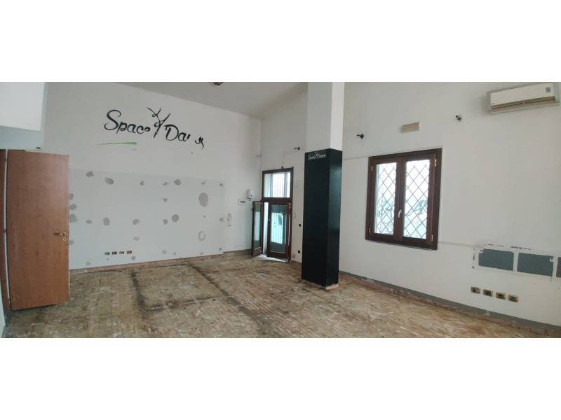 Immobile a Salerno in Vicoletto Santa Sofia - Foto 4