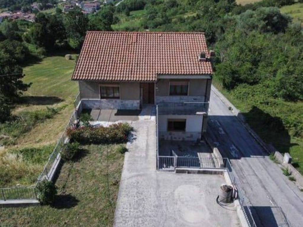 Villa a Castelpetroso in Via Fiume, 119 - Foto 3