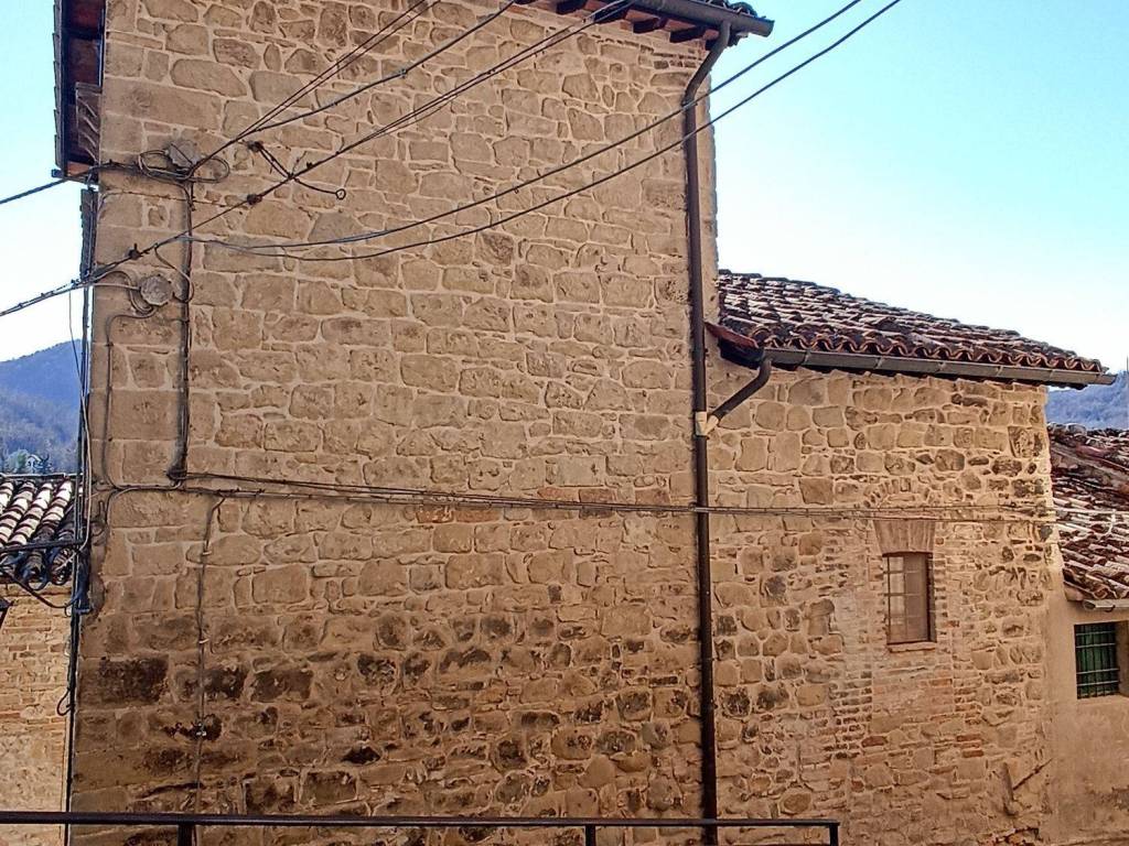 Villa a Montefortino in Via Tiratori S.N.C. - Foto 4
