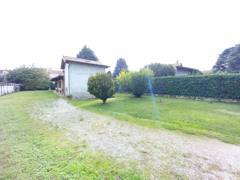 Villa a Barzanò in Via Prebone - Foto 4