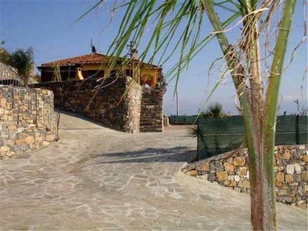 Villa a Cipressa in Strada Provinciale 77 - Foto 3