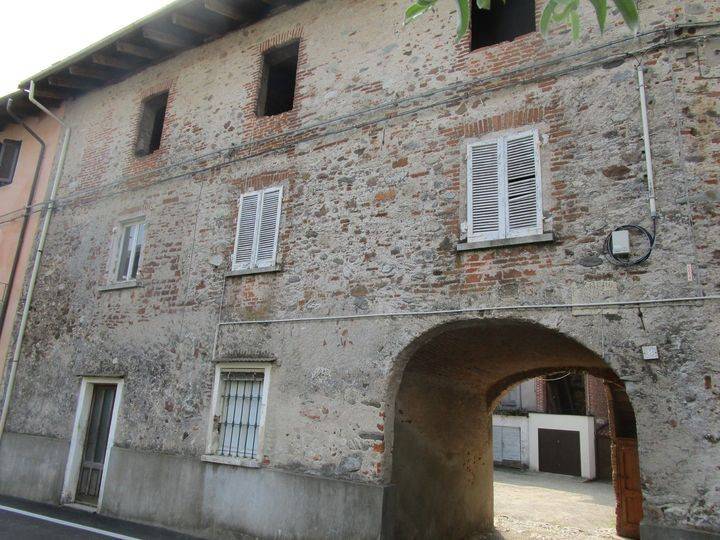 Casa indipendente a Serravalle sesia in Via Dottor Secondino Mazzone, 8 - Foto 2