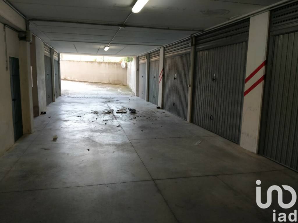 Box / garage a Alba adriatica in Via Rovigo - Foto 4