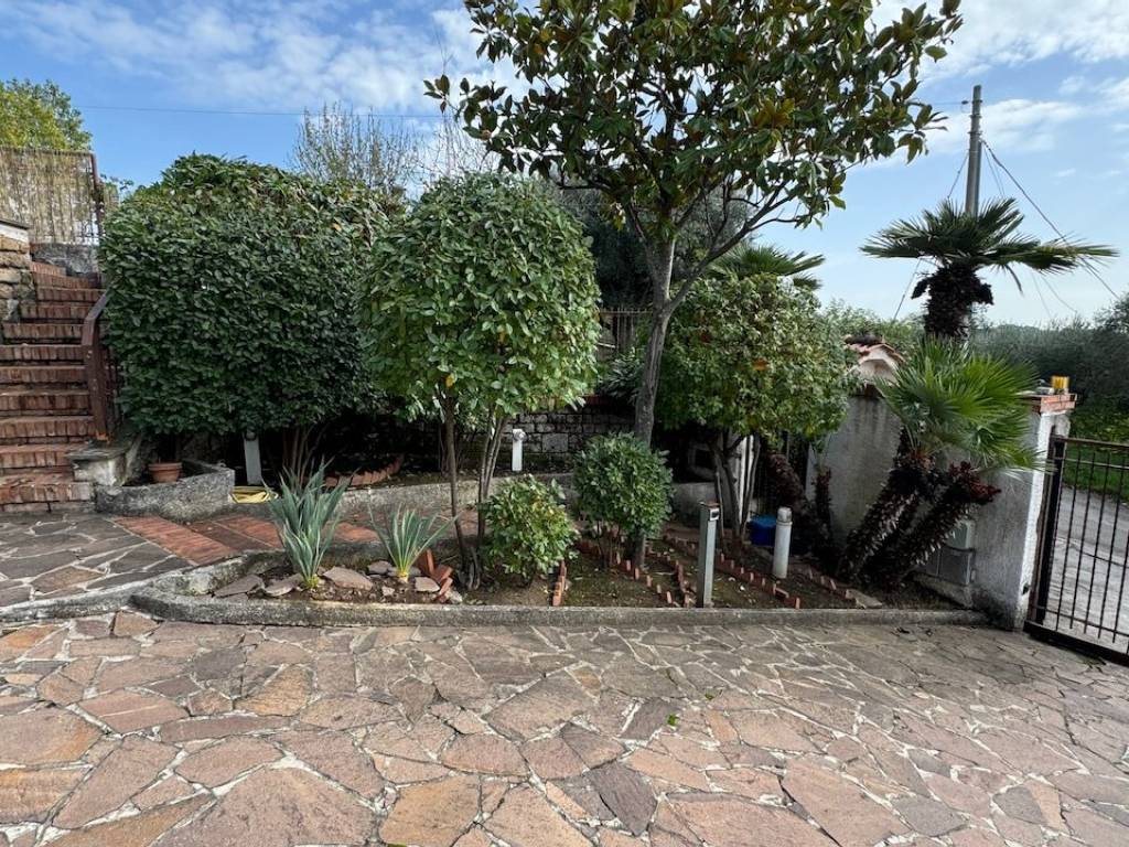 Villa a Frosinone in Via Ceccano, 90 - Foto 3
