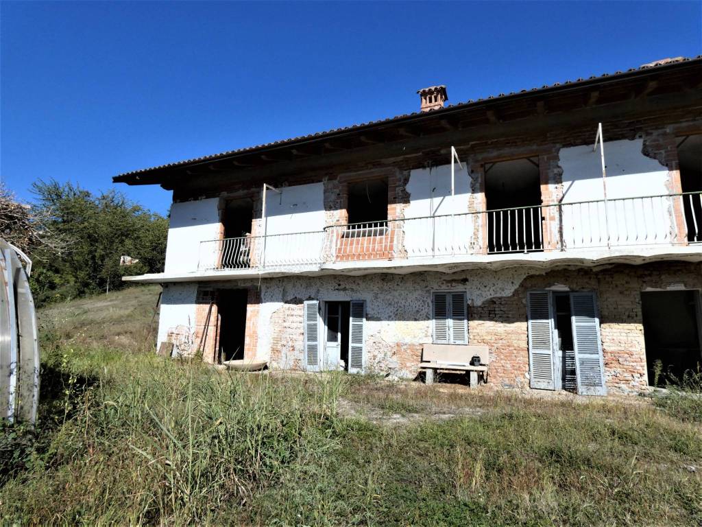 Villa a Bra in Strada Montenero - Foto 2