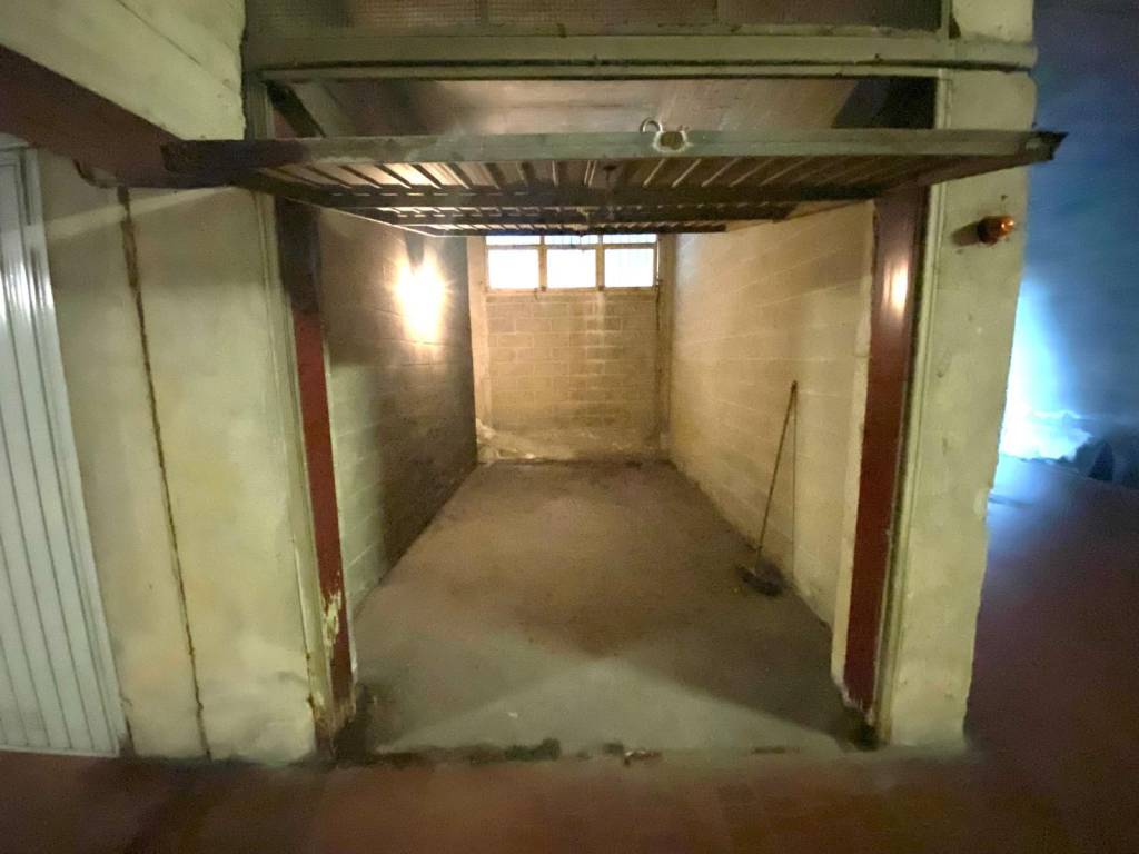 Box / garage a Asti in Via Alessandro Artom, 28 - Foto 3