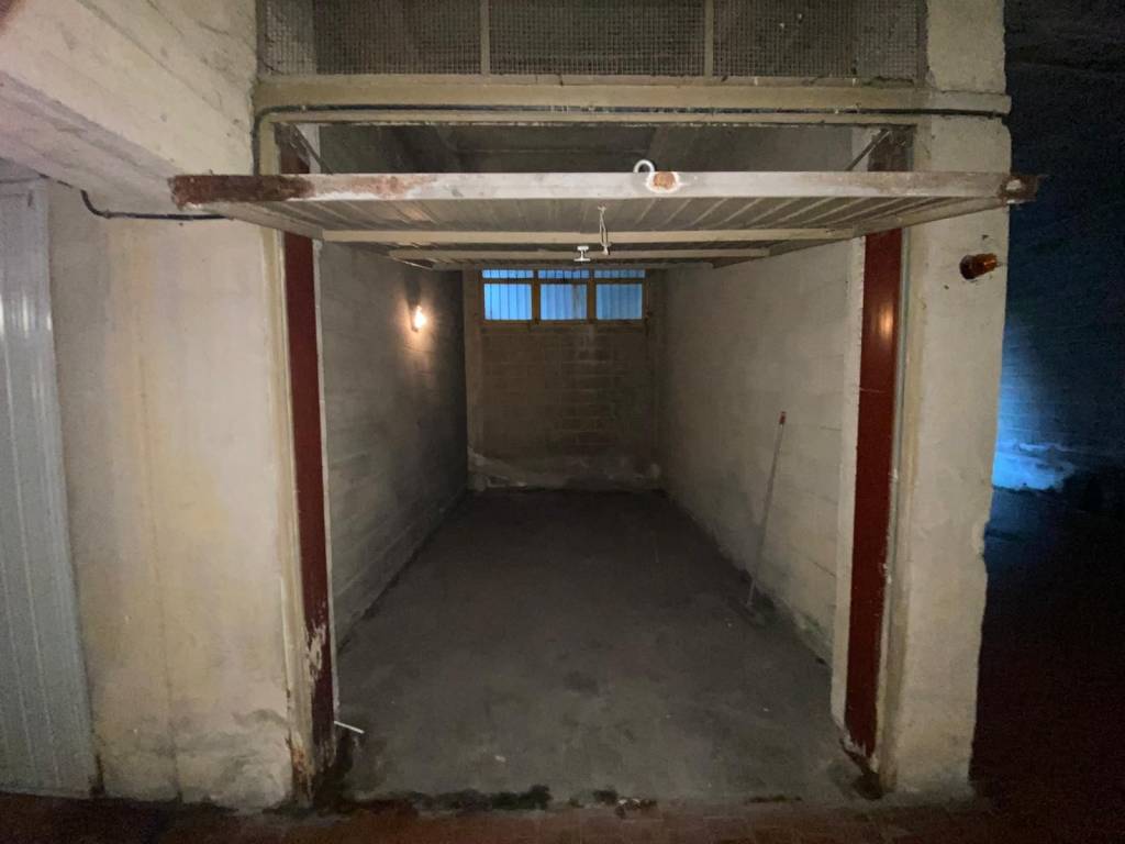 Box / garage a Asti in Via Alessandro Artom, 28 - Foto 4