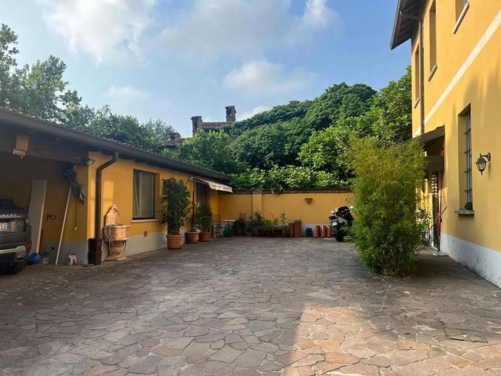 Villa a Giussago in Via Dei Platani, 42 - Foto 3