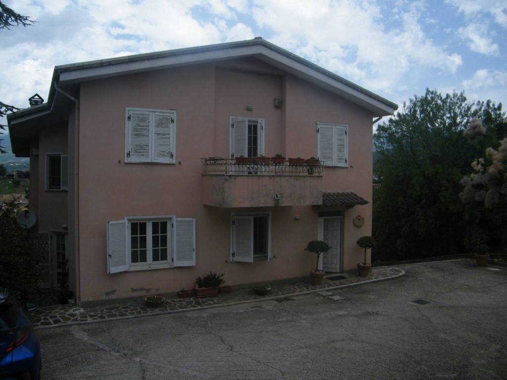 Villa a Alatri in Via Corsa dei Cavalli - Foto 2
