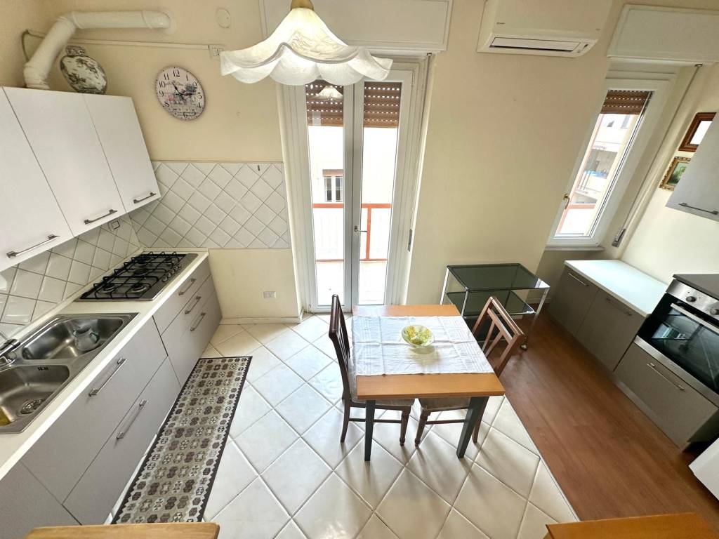 Appartamento a Cagliari in Via Giuseppe Abba - Foto 2