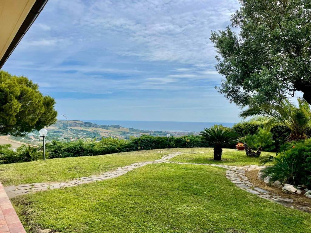 Villa a Acquaviva picena in CONCA DEGLI ULIVI - Foto 3