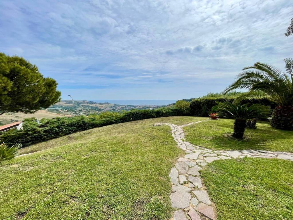 Villa a Acquaviva picena in CONCA DEGLI ULIVI - Foto 4