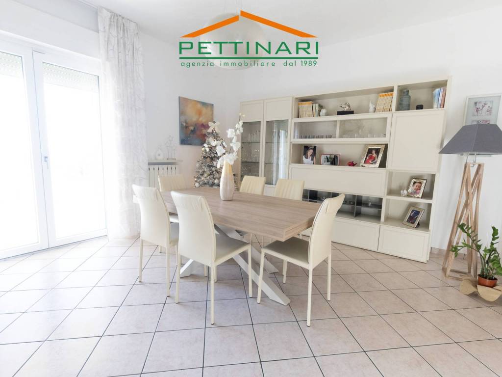 Casa indipendente a Recanati in Via Basvecchi - Foto 2