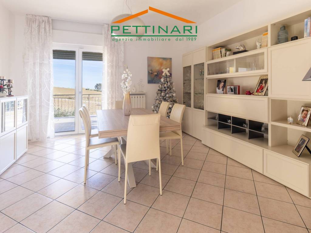 Casa indipendente a Recanati in Via Basvecchi - Foto 3