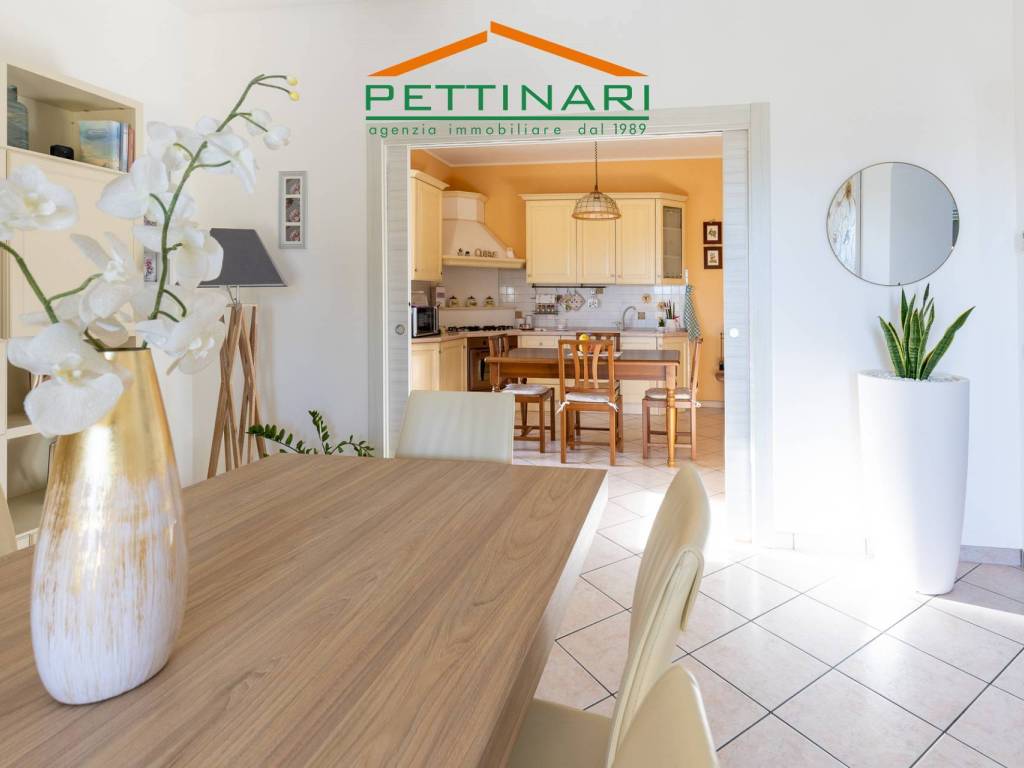Casa indipendente a Recanati in Via Basvecchi - Foto 4