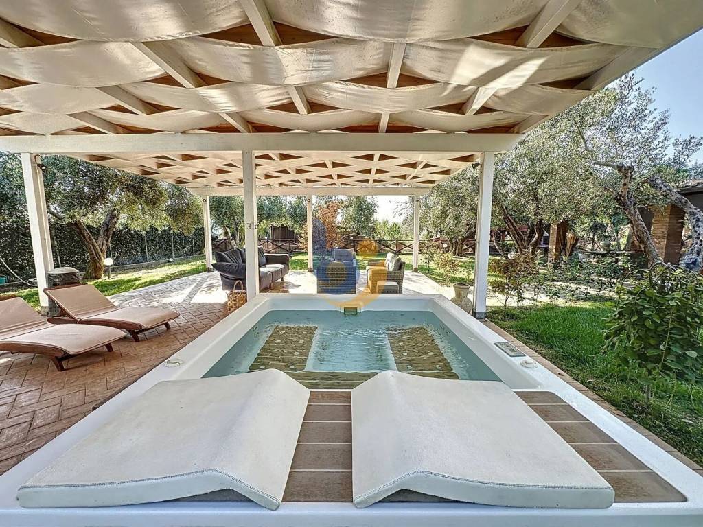 Villa a Tarquinia in Strada Provinciale Litoranea - Foto 3